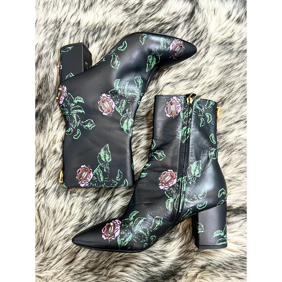 Valentino Garavani Ankle Boots Leather Undercover Floral in Black Size 36.5/US6 - Picture 1 of 6